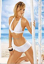 Bikini Marilyn con base y short.