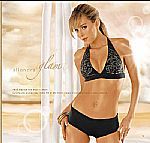 Marilyn con base y short.