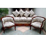 JUEGO SOFA APLICACIONES MADERA MAS 2 POLTRONAS